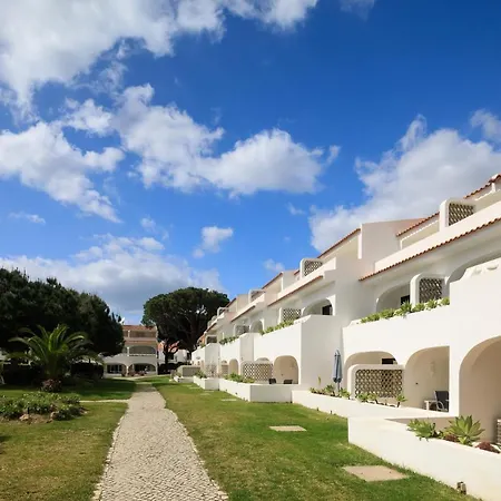 Курортный комплекс Vale Do Lobo Resort 5*