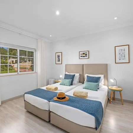 Vale Do Lobo Resort 5* Vale do Lobo