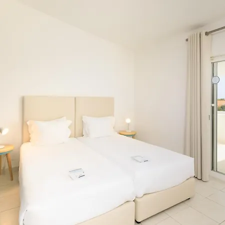 Vale Do Lobo Resort 5*