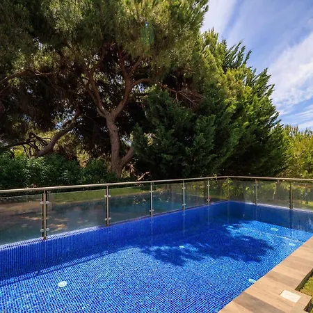 Vale Do Lobo Resort 5*