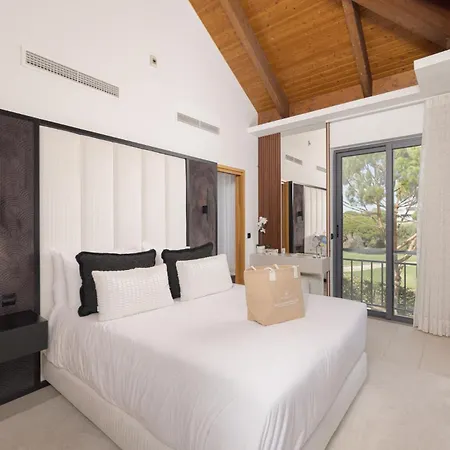 Курортный комплекс Vale Do Lobo Resort