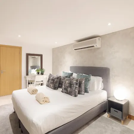 Vale Do Lobo Resort 5* Вале-до-Лобо