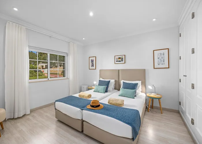 Vale Do Lobo Resort 5* Vale do Lobo